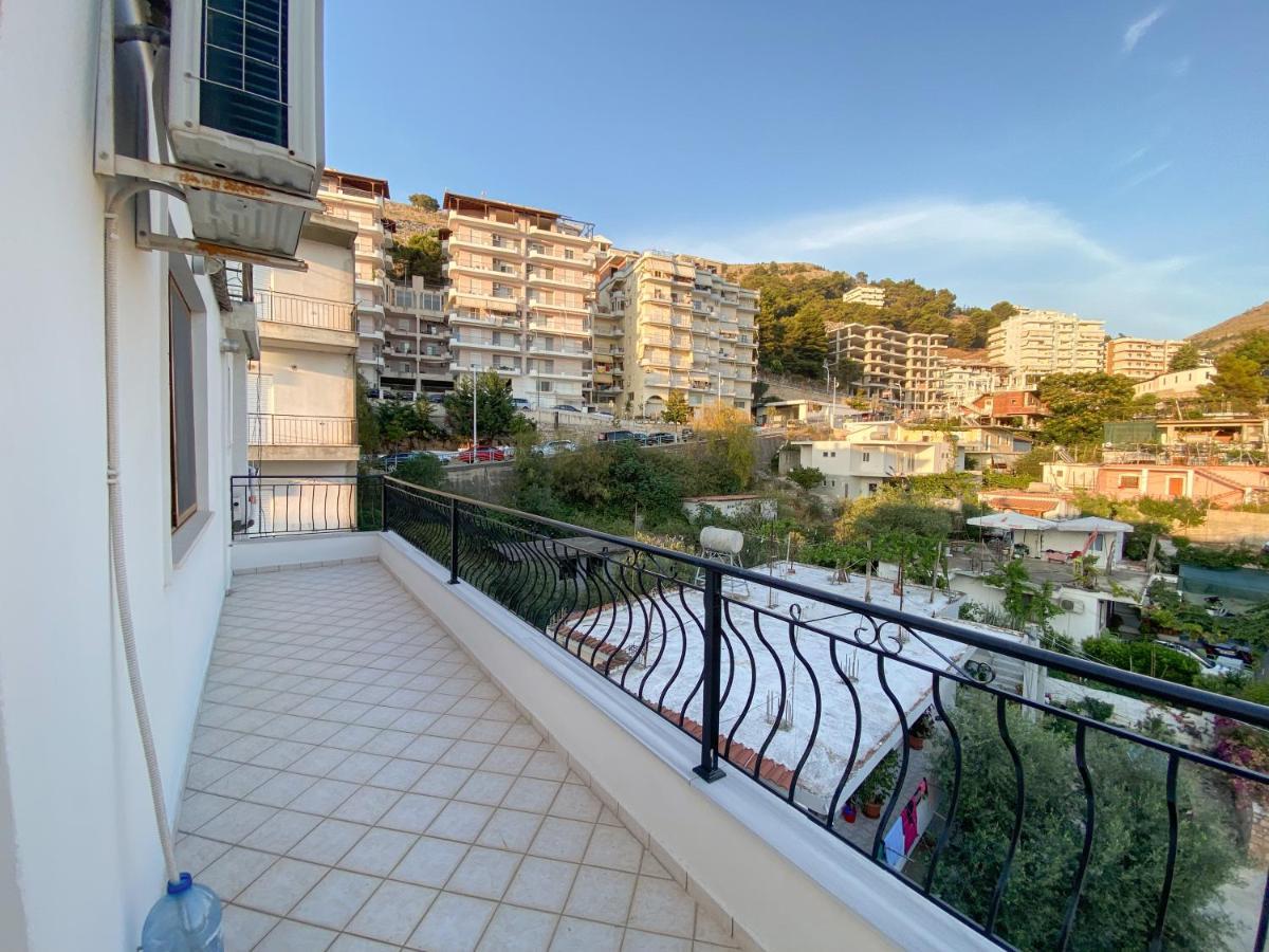 Summerland Saranda Kültér fotó