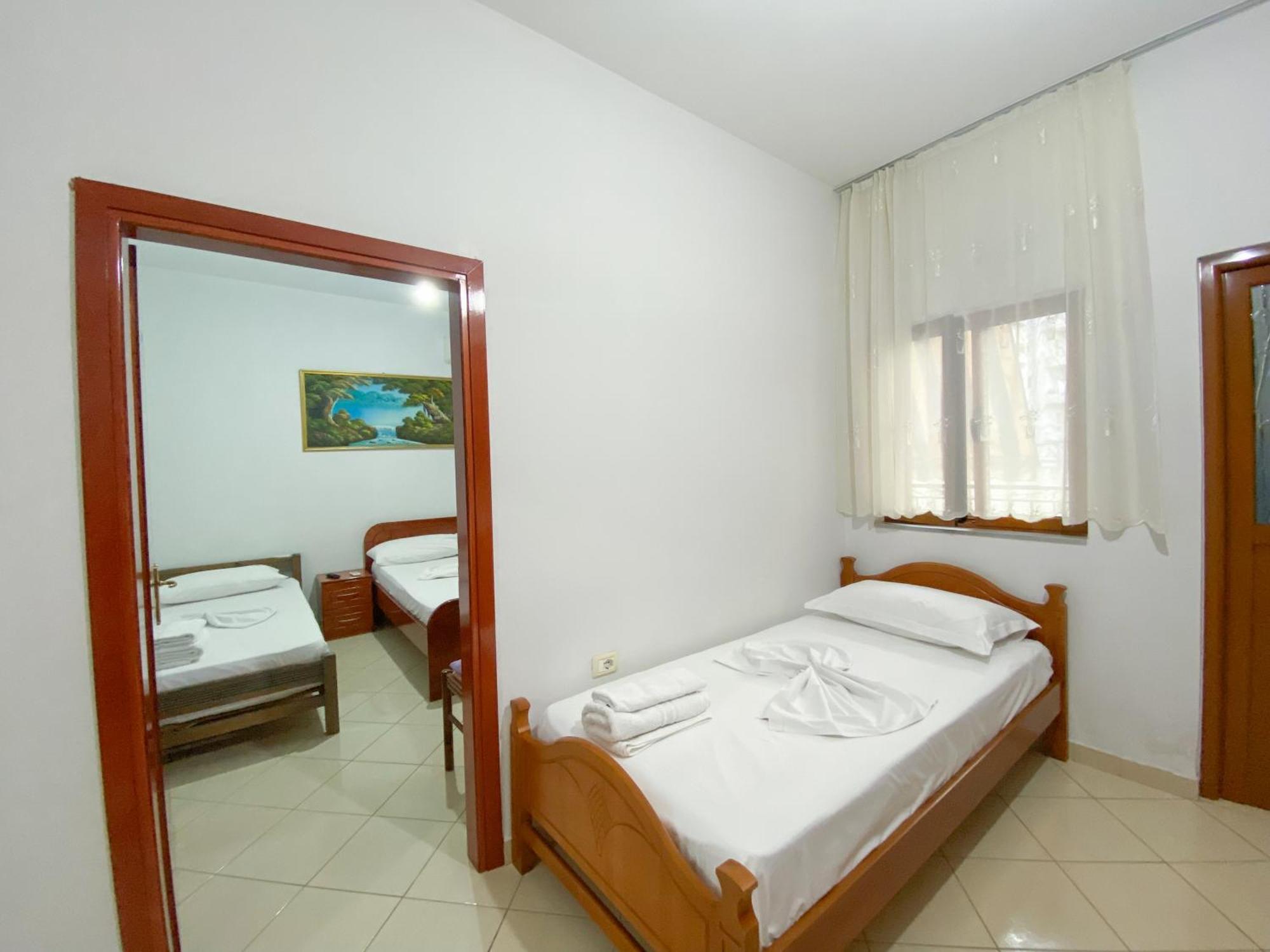 Summerland Saranda Kültér fotó